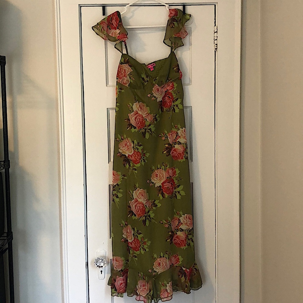 Floral Garden Party Dress—Betsy Johnson
